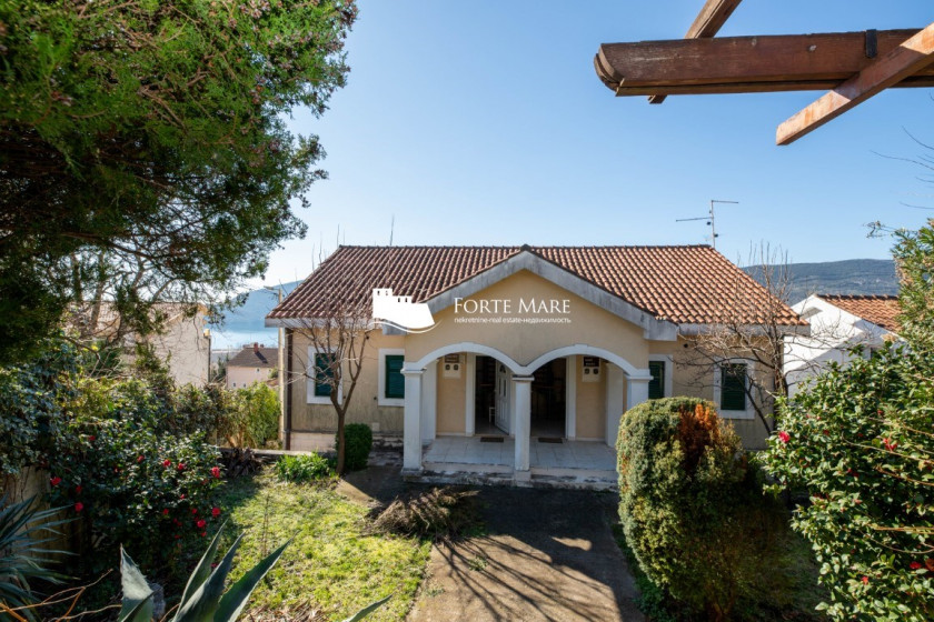 Prodajem Kuću, Topla III, Herceg Novi