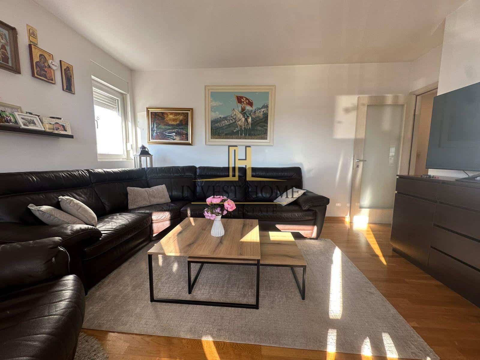 Trosoban stan, Stari Aerodrom, 79m2