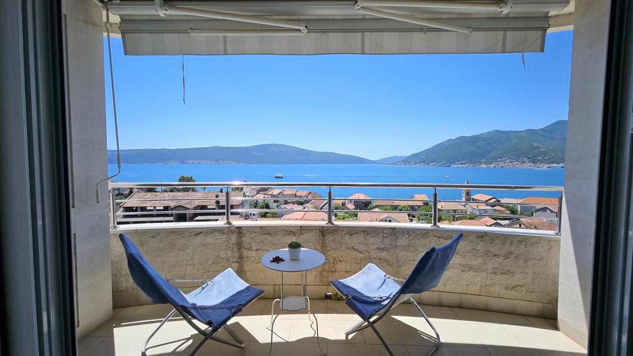 Apartment in Tivat, 90 m²