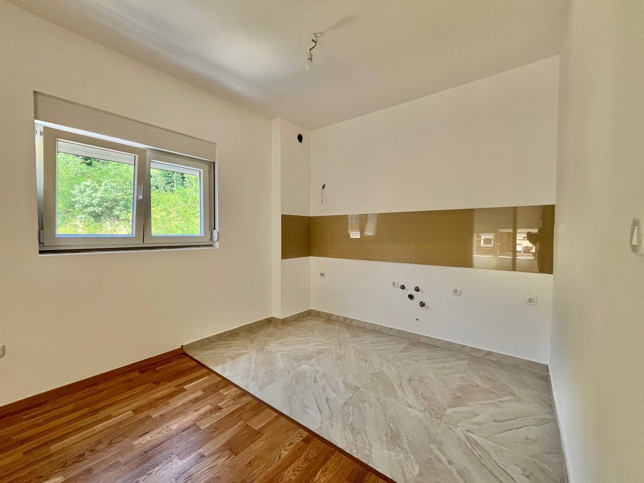 Prodajem Stan-Apartman, Bečići