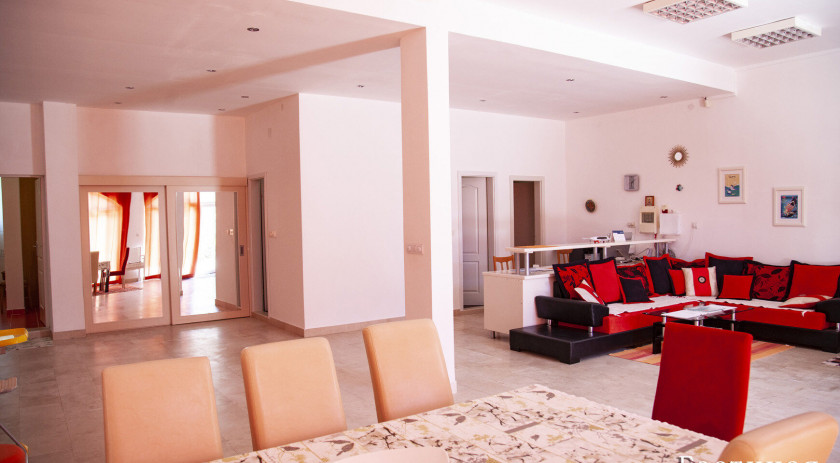 Unique apartment on the first line in Baoshichi, Herceg Novi