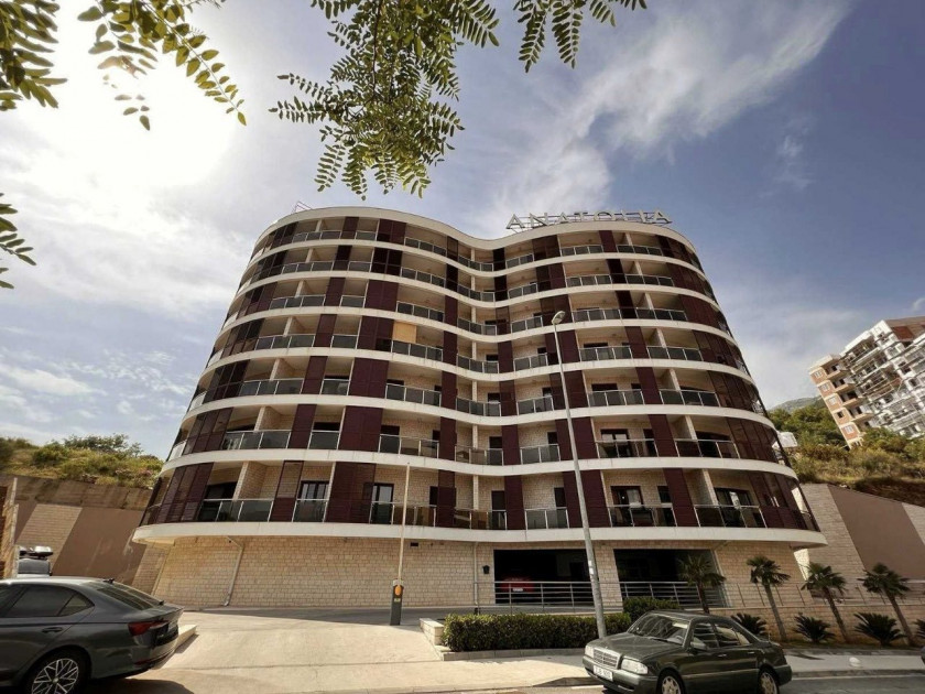 Prodajem Stan-Apartman, Bečići