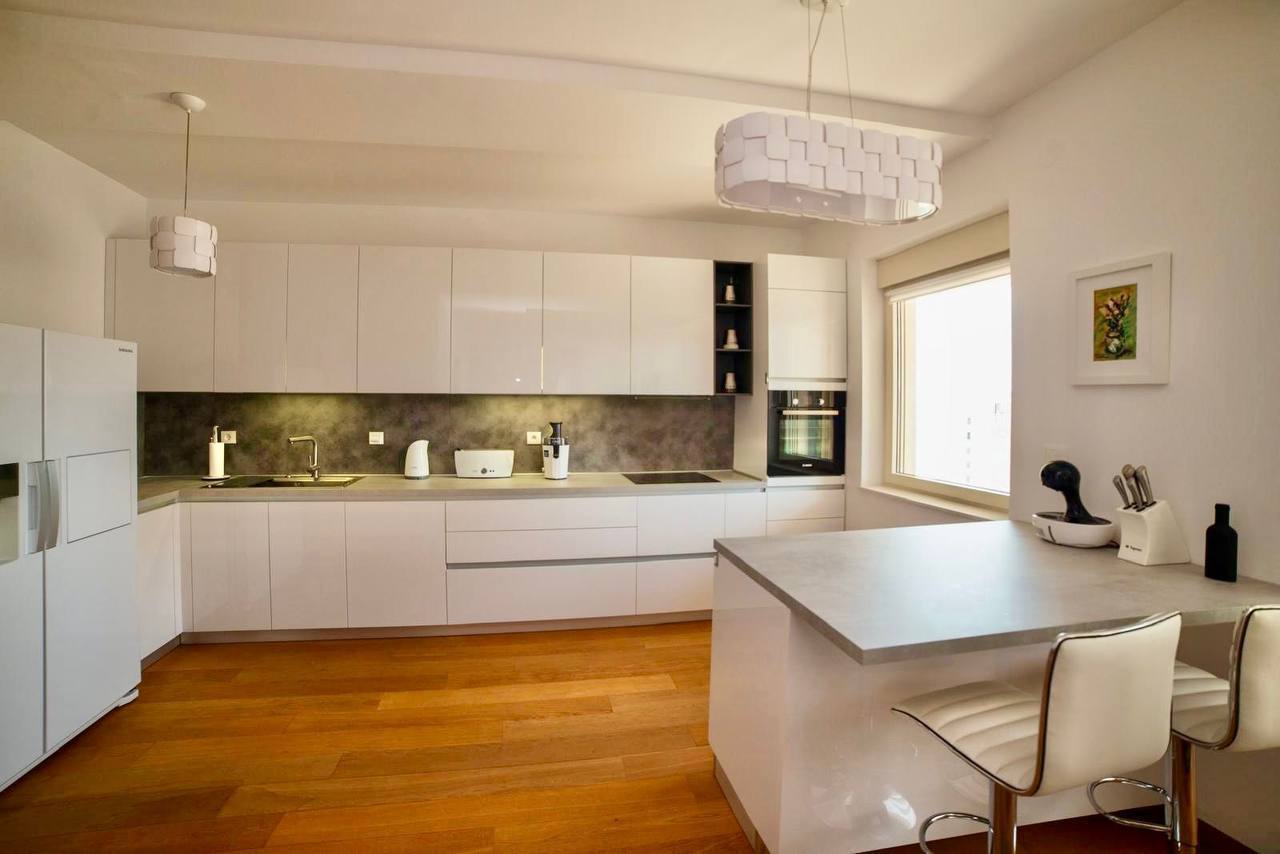 Apartment for Sale, Budva — €1,700
