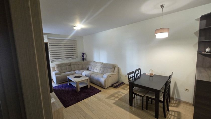 Iznajmljujem Stan-Apartman 46m2, City Kvart-Delta