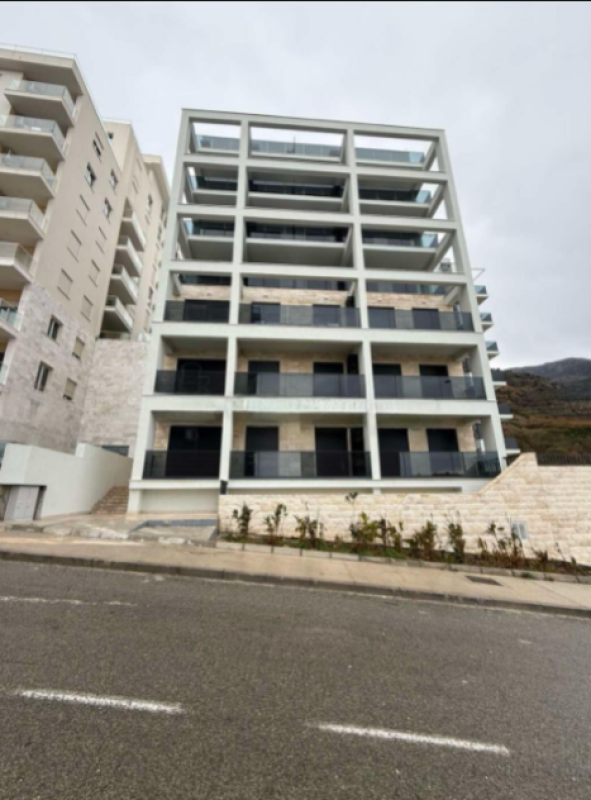 Квартира в Becici, 38 m²