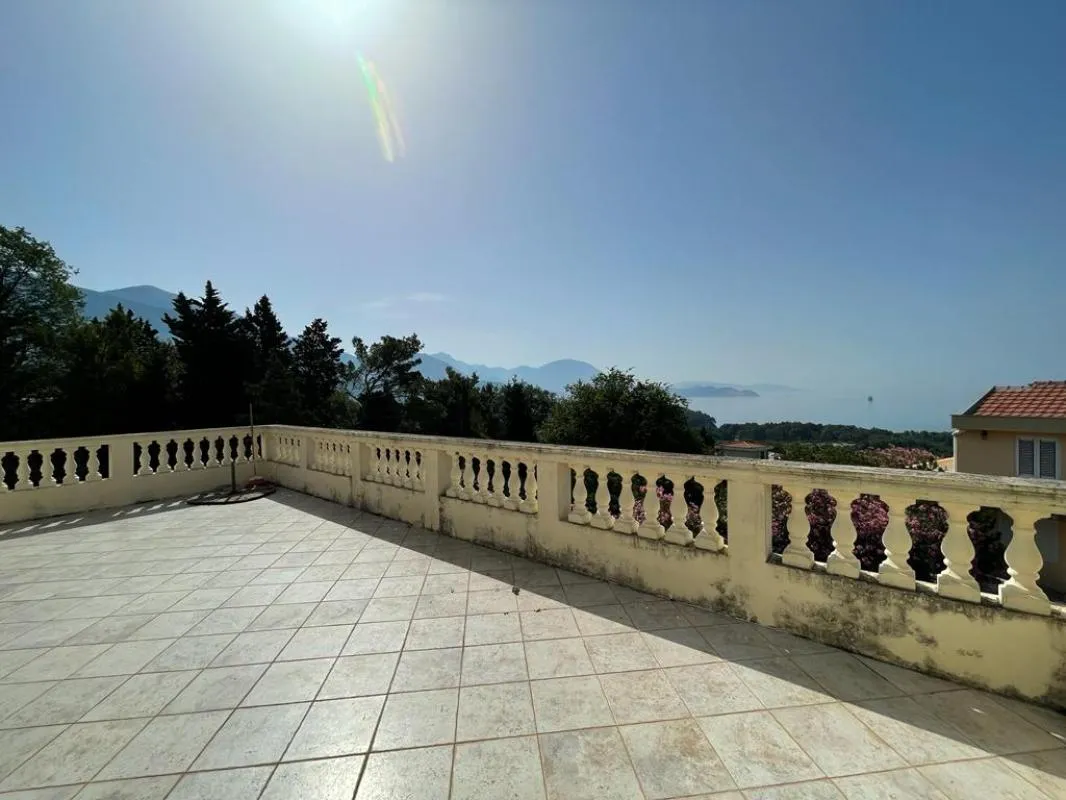 Дом в Zagradzhe , 297 m²