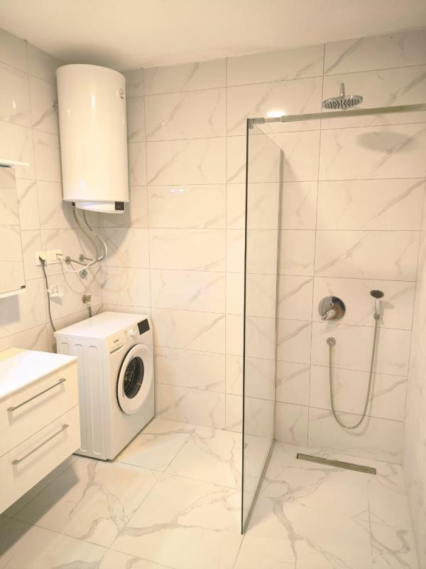 Thumbnail 15