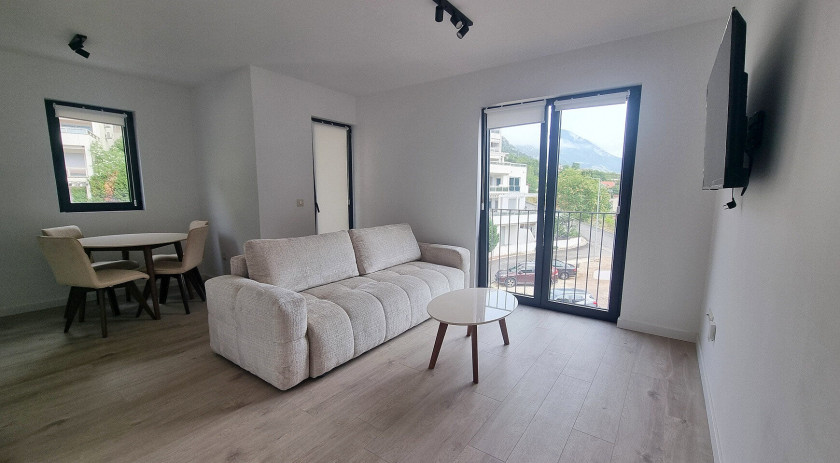 Apartment with panoramic views in a new complex, Dobrota