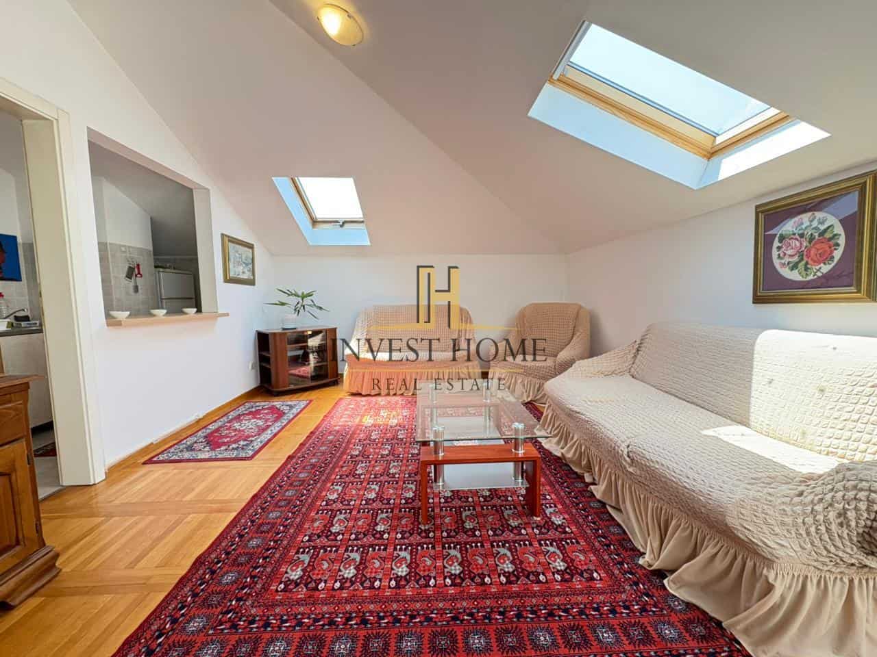 Jednosoban stan, Preko Morače, 55m2