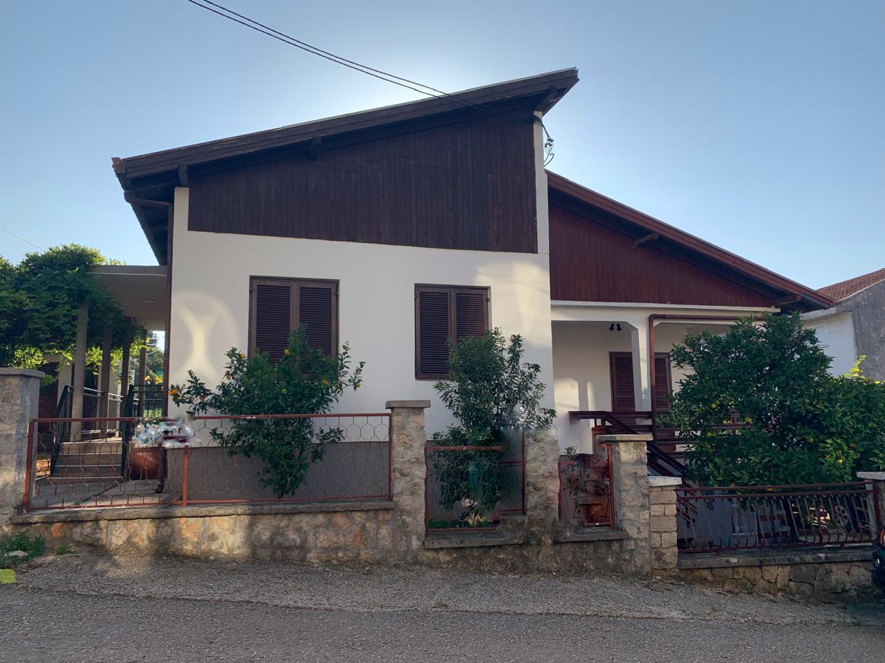 House For Sale, Dobra Voda