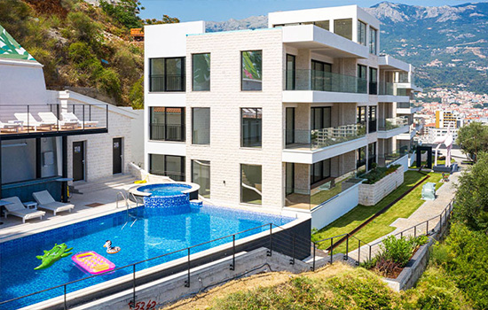 Apartment For Sale, Komoševina