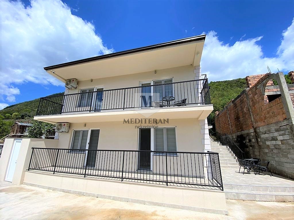 Продается дом, Кумбор