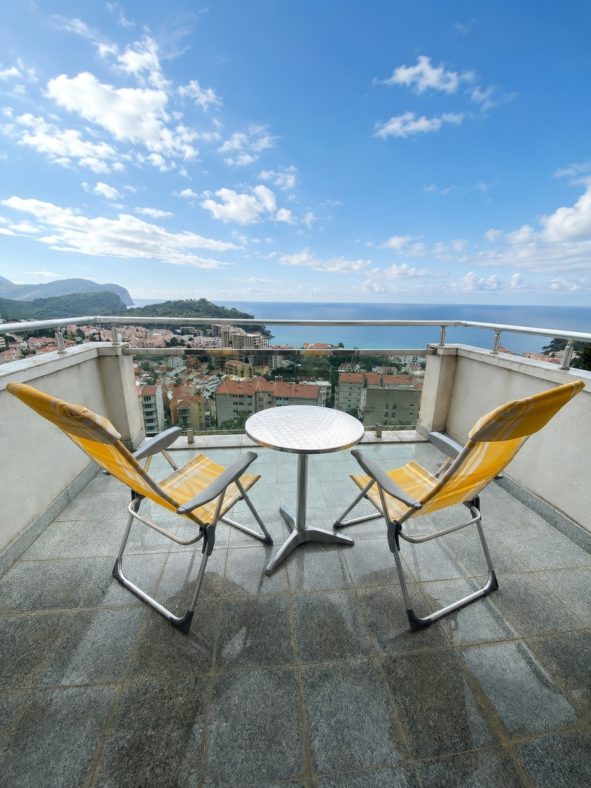 Apartment for Rent, Budva Okolina — €1,200