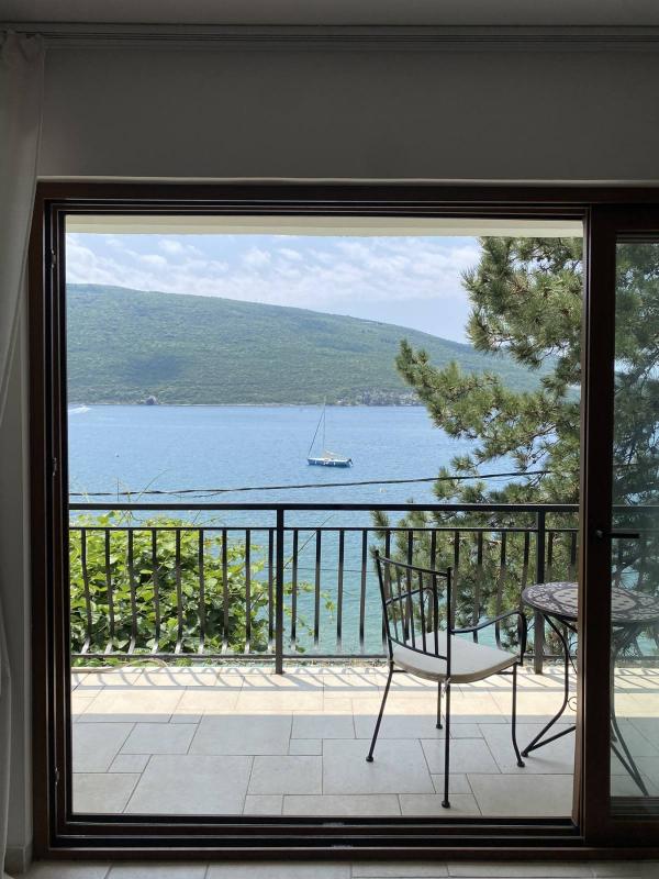 Дом в Kumbor, 145 m²