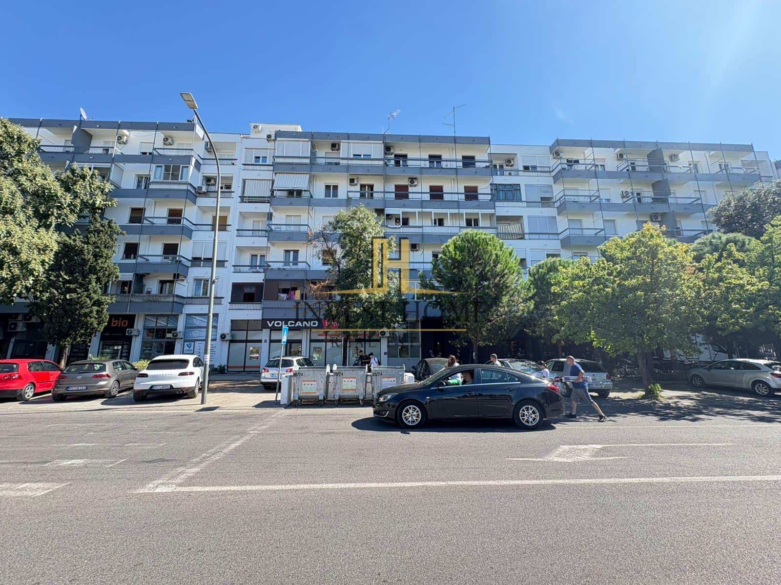 Poslovni prostor, Preko Morače, 18m2