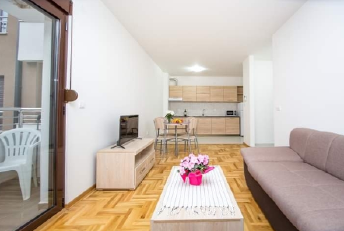 Квартира в Becici, 47 m²