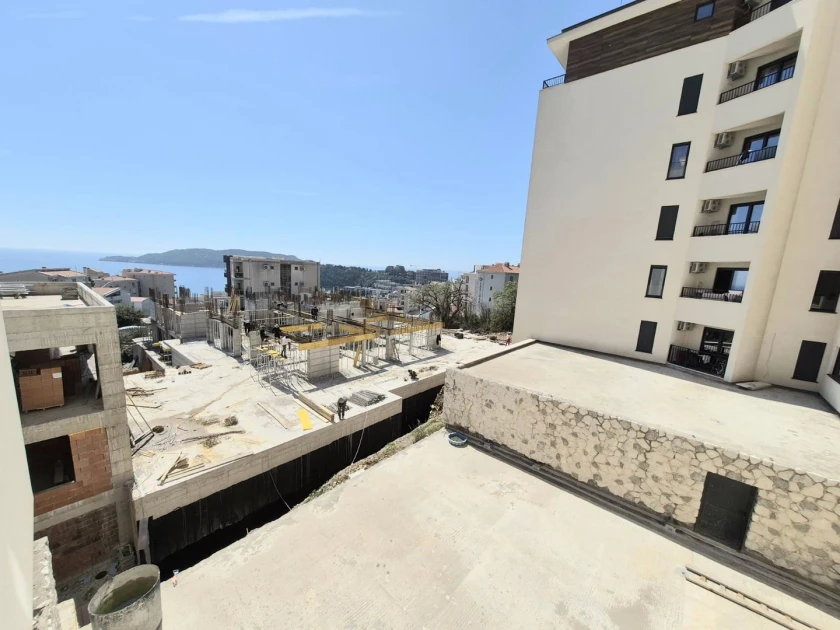 Apartment for Sale, Budva Okolina — €127,000