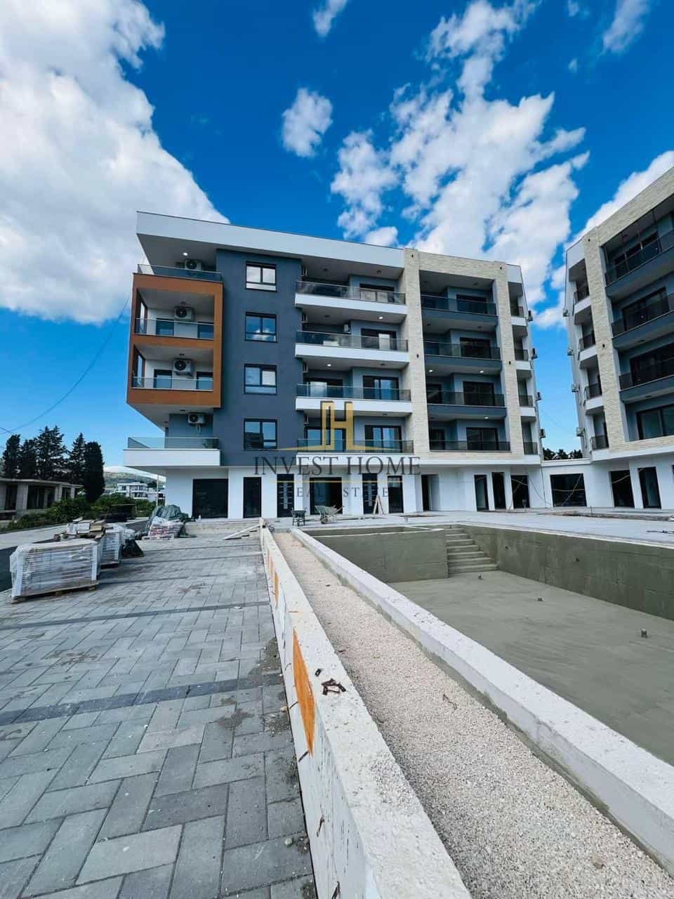 Trosoban stan, Ulcinj, 100m2