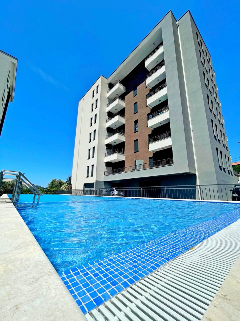 Prodajem Stan-Apartman, Čeluga