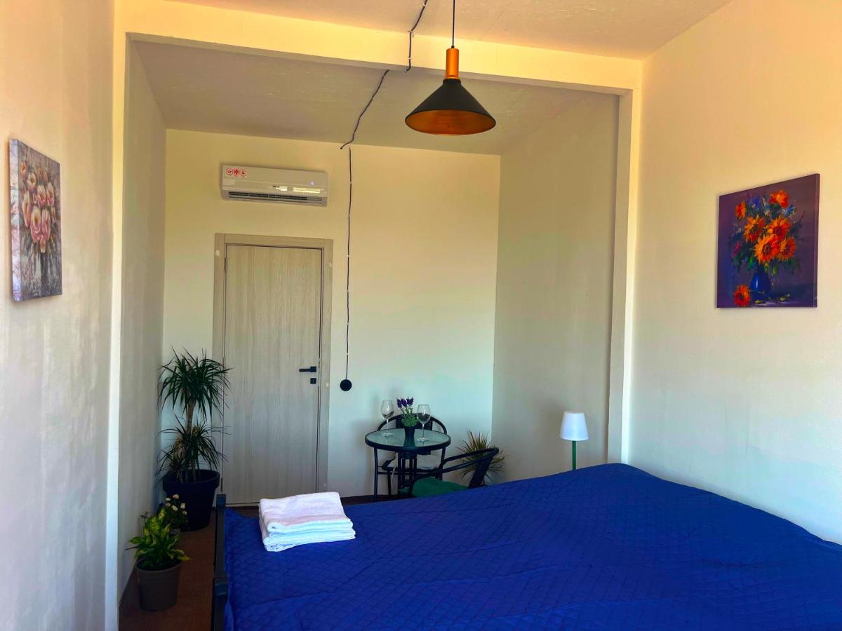 Prodajem Stan-Apartman, Tivat