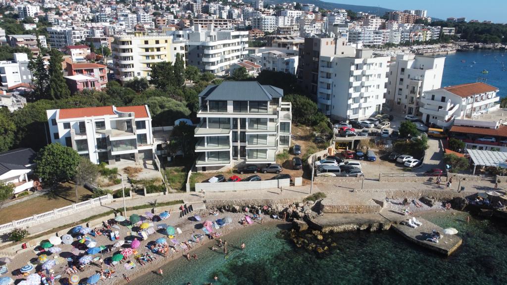 Apartment for Sale, Bar — €2,000,000