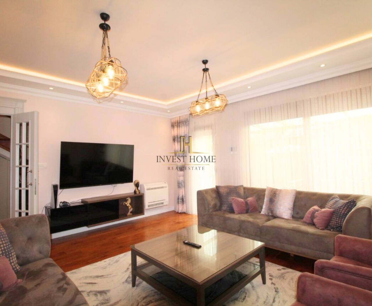 Za izdavanje, Kuća, 280m2