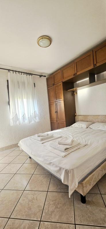 Квартира в Petrovac, 60 m²