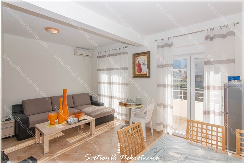 Apartment For Sale, Đenovići