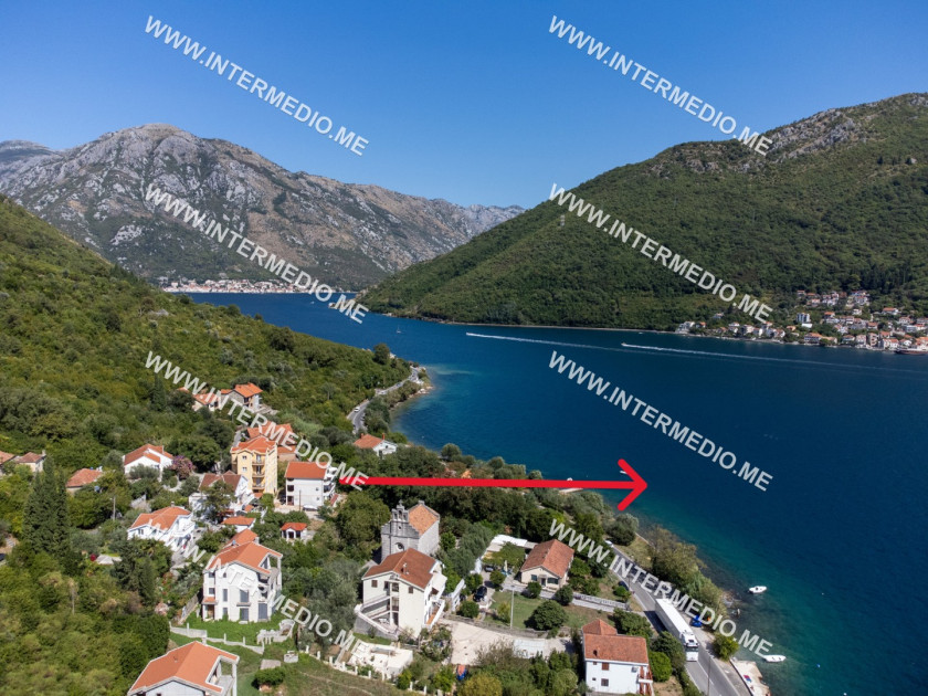 For Sale: House with 6 Apartments, Kamenari, Herceg Novi