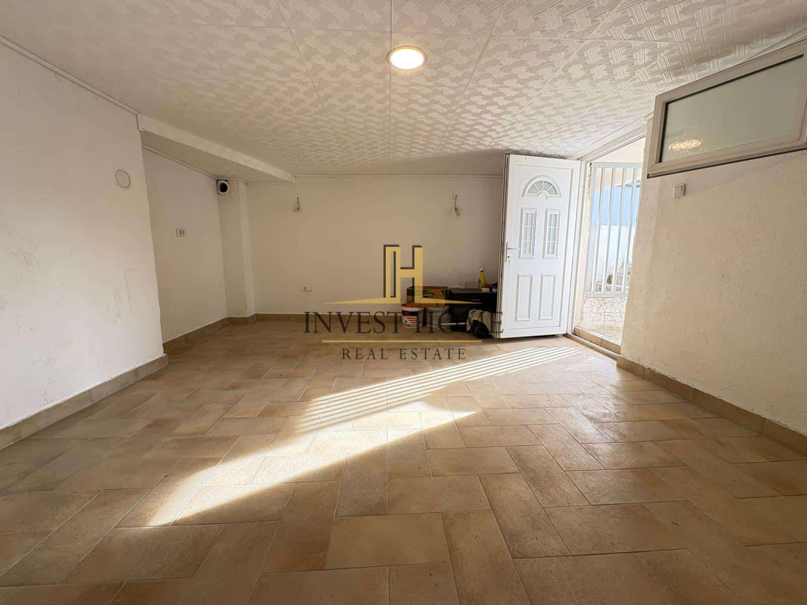 Garsonjera, Preko Morače, 28m2