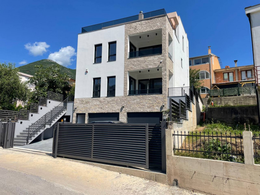 Iznajmljujem Kuću, Bjeliši