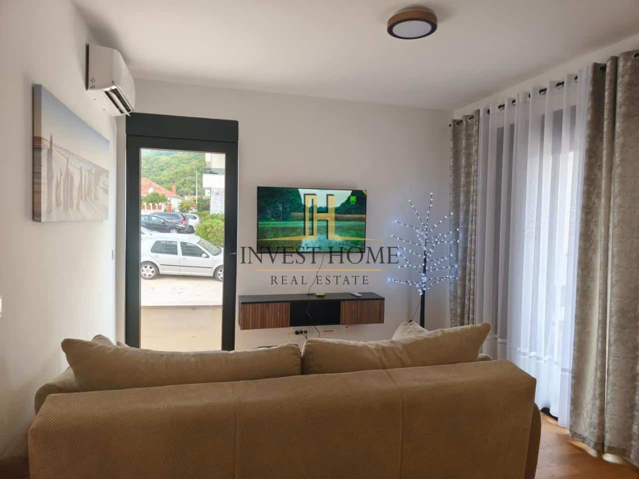 Dvosoban stan, Bijela, 78m2