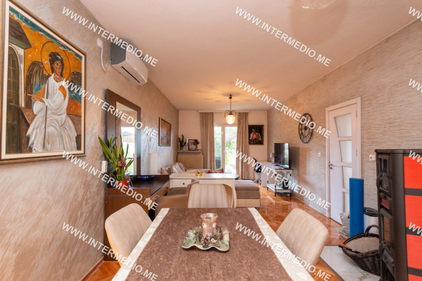For sale: one-bedroom apartment, 61 m², Topla 2, Herceg Novi
