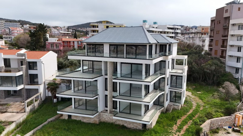 Квартира на продажу, Bar — €1,900,000