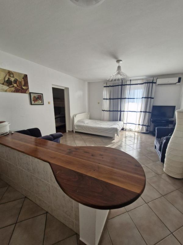 Квартира в Sveti Stefan, 52 m²