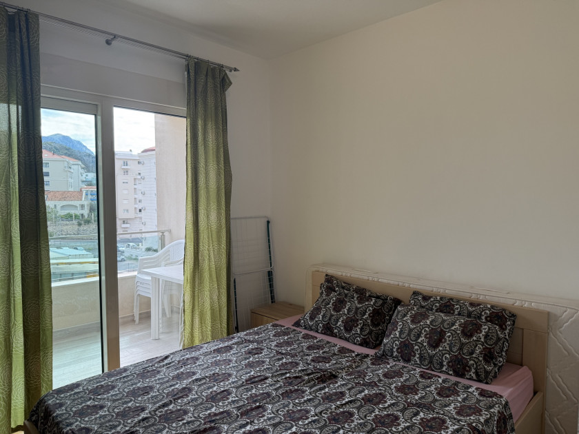 Prodajem Stan-Apartman, Bečići