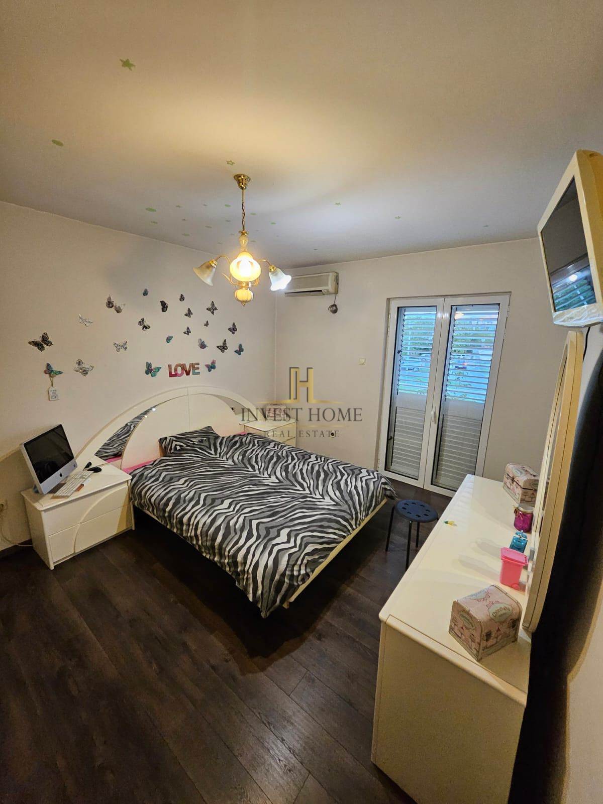 Dvosoban stan, Drač, 65m2