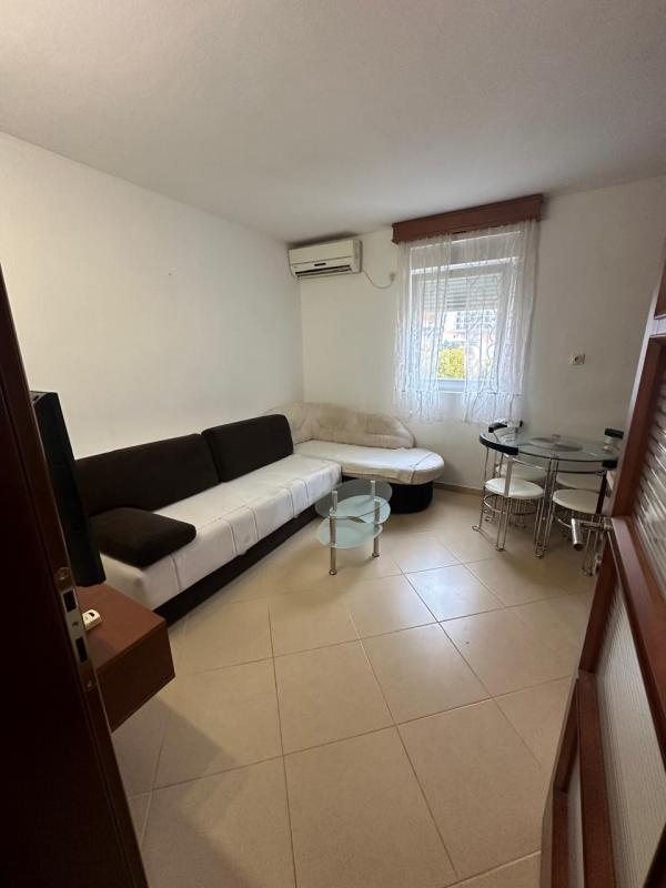 Квартира в Lazi, 42 m²