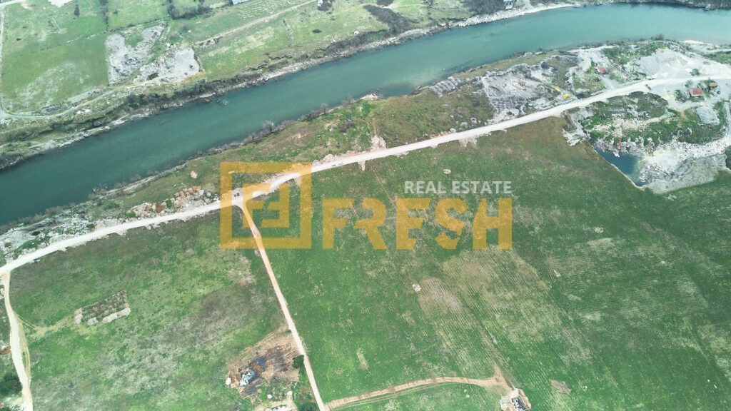 Urbanizovan plac, 3.000m2, Donja Gorica, Prodaja