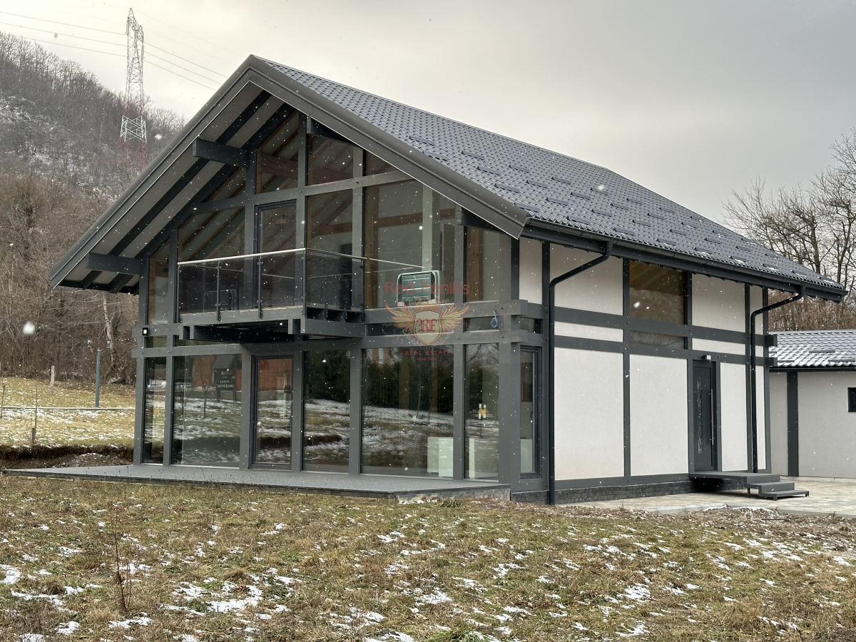 House for Sale, Kolašin — €397,000