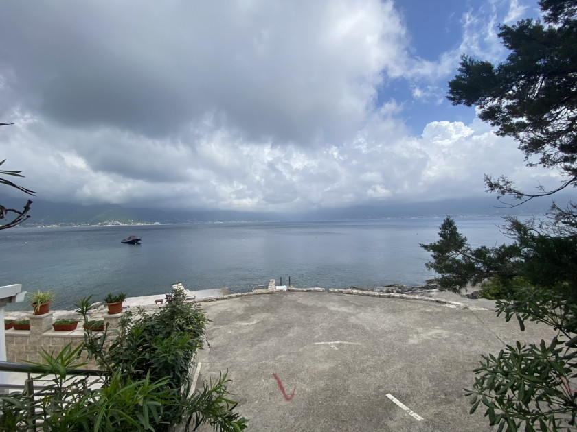 Land For Sale, Krašići