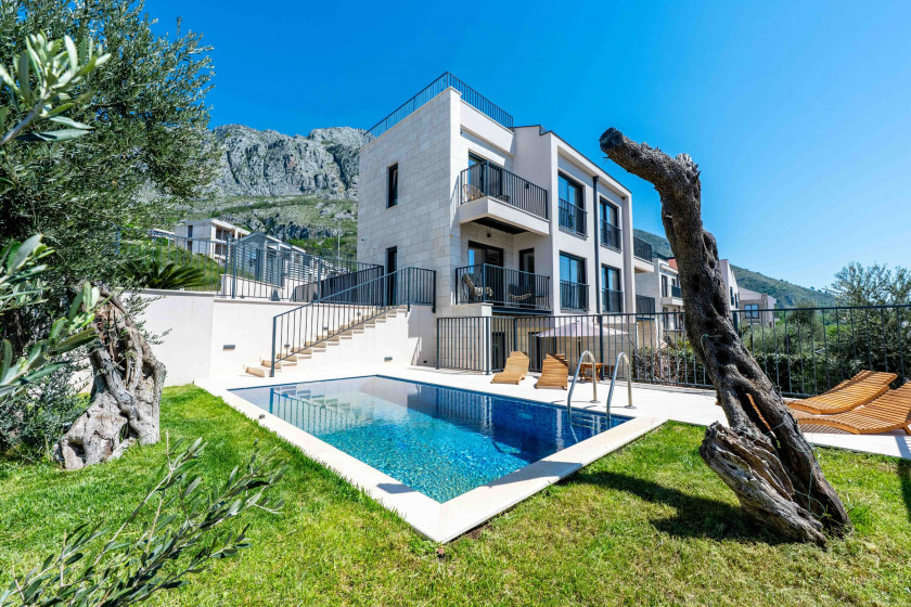 House for Rent, Budva Okolina — €2,500