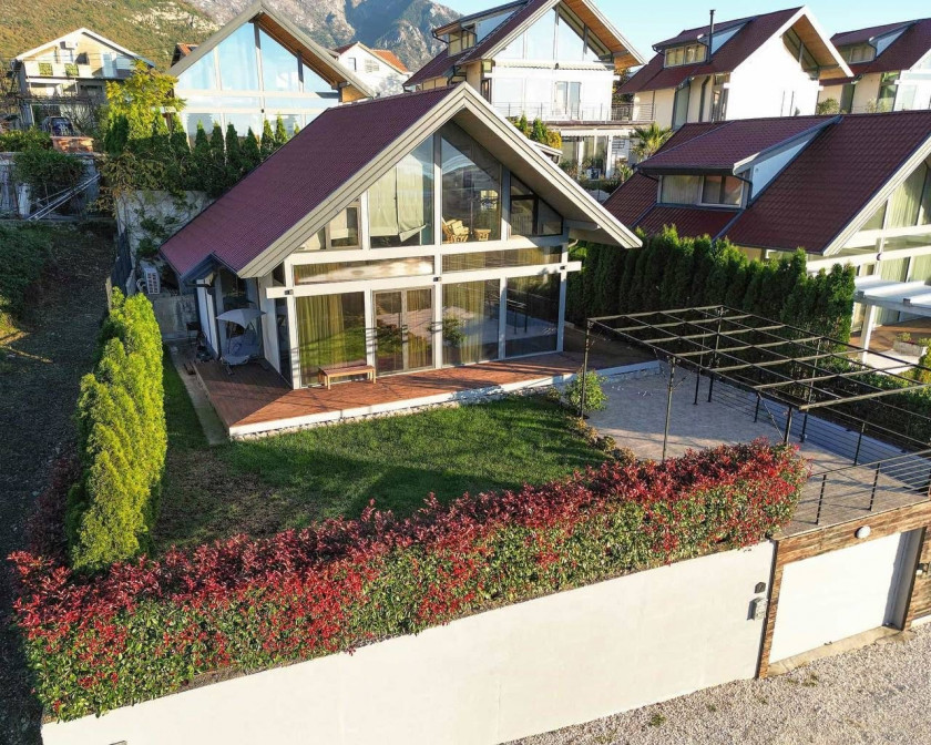 3-BR House | Sea View | Terrace