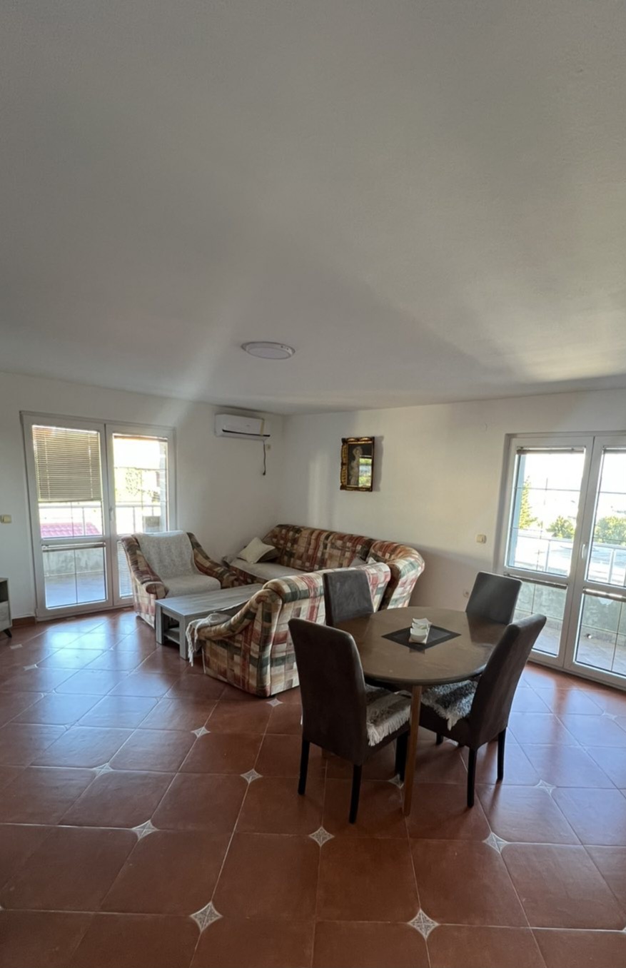 Iznajmljujem Stan-Apartman, Šušanj