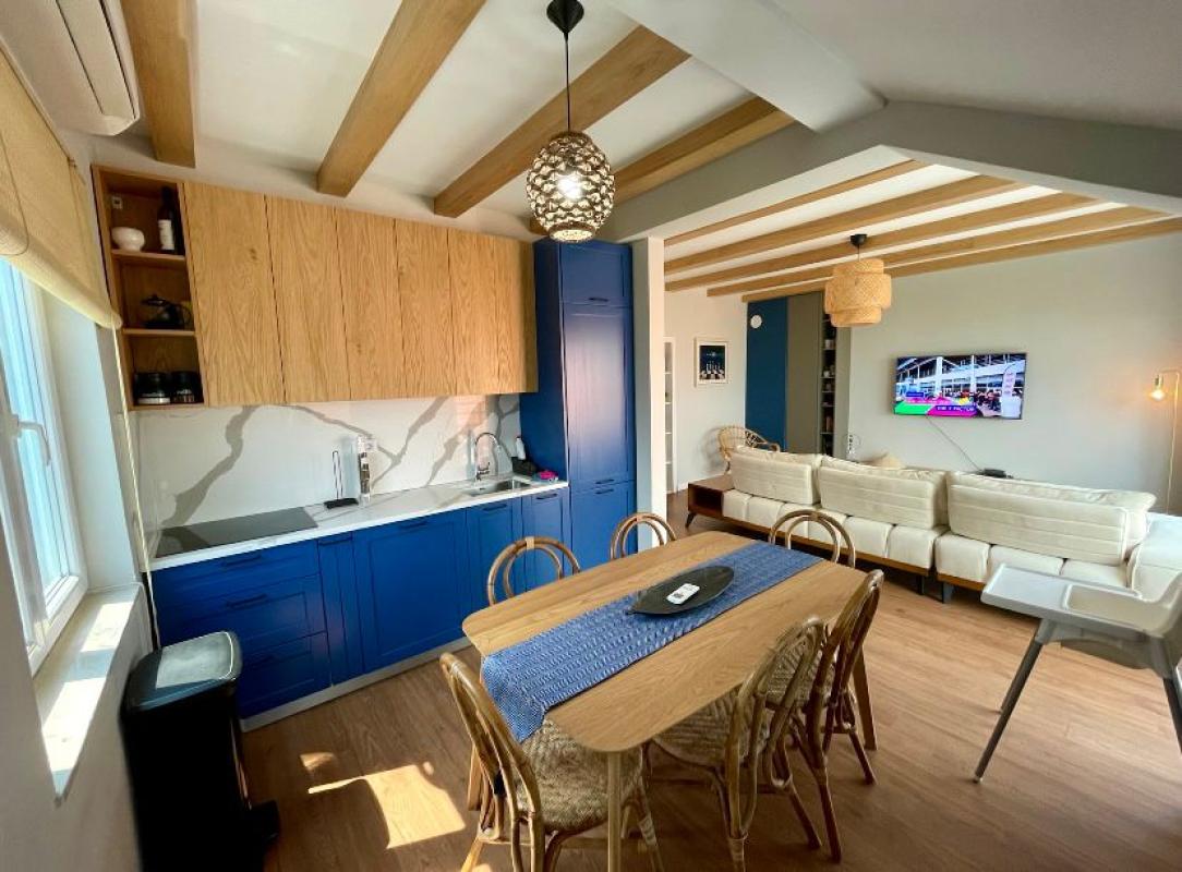 Apartment in Prcanj, 98 m²