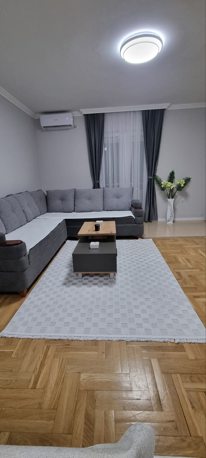 Iznajmljujem Stan-Apartman 59m2, Zagorič