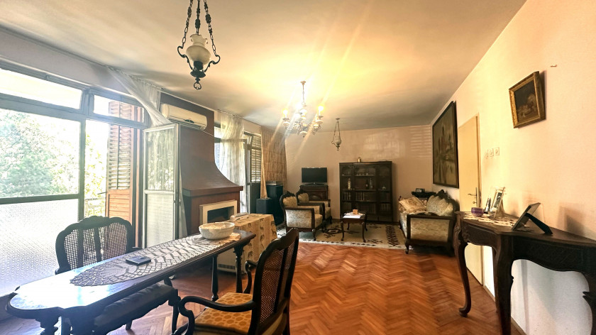House for Sale, Bar — €295,000