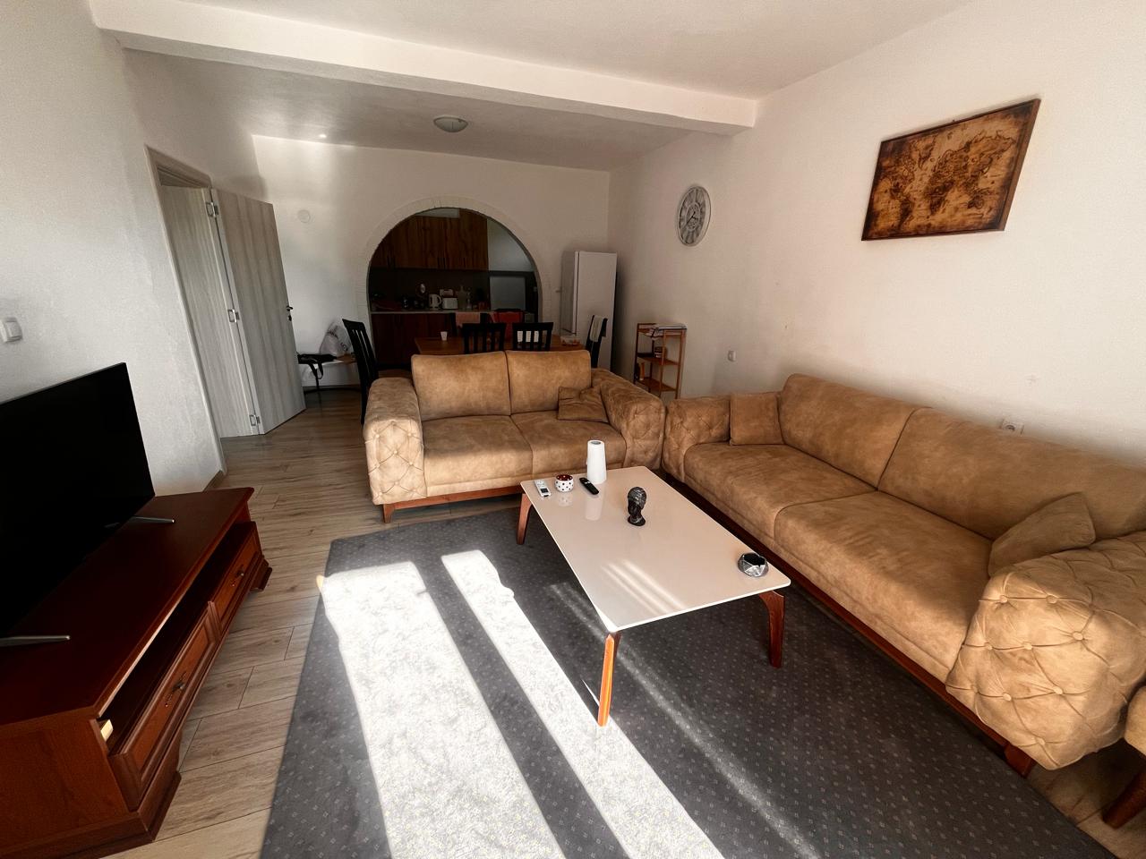 Iznajmljujem Stan-Apartman, Kalimanj