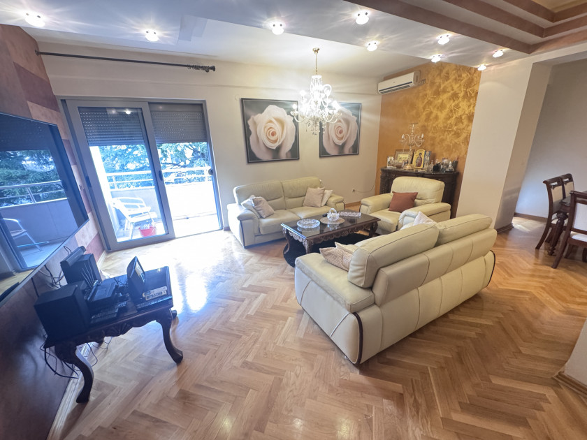 Iznajmljujem Stan-Apartman, Budva