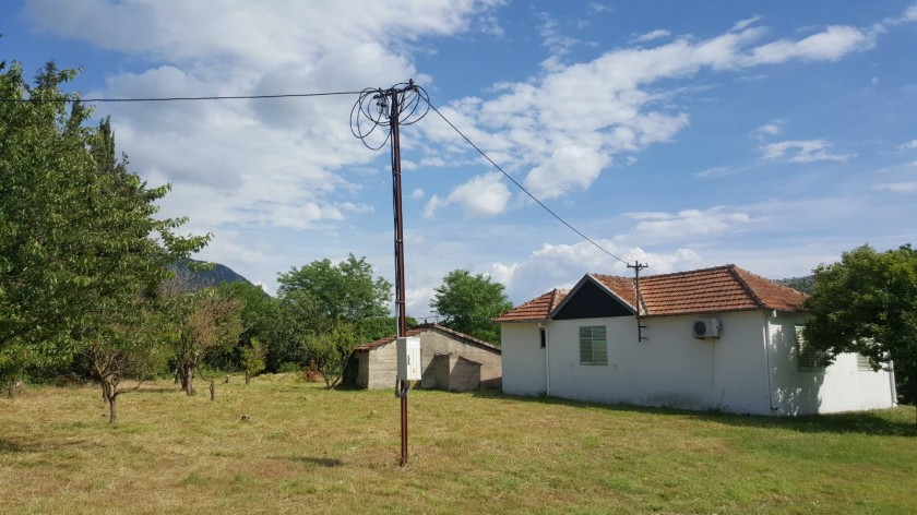 Prodajem Građevinsko Zemljište, Bar